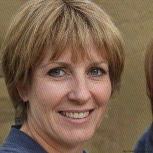 Meet your Posher, Lucia